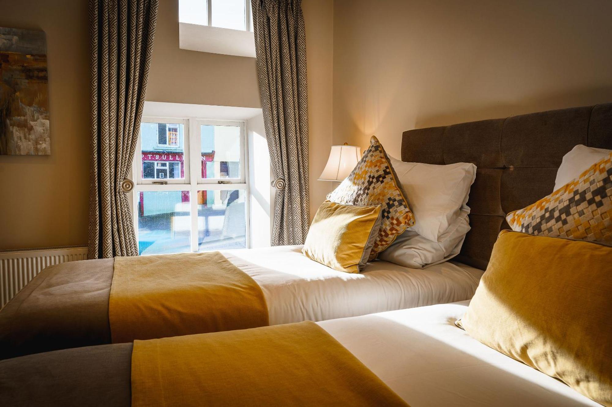 คิงส์ตันทาวน์เฮาส์ Hotel Killorglin ห้อง รูปภาพ